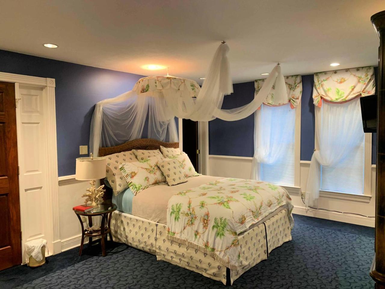 مبيت وإفطار Morgantown The Lake Manor المظهر الخارجي الصورة
