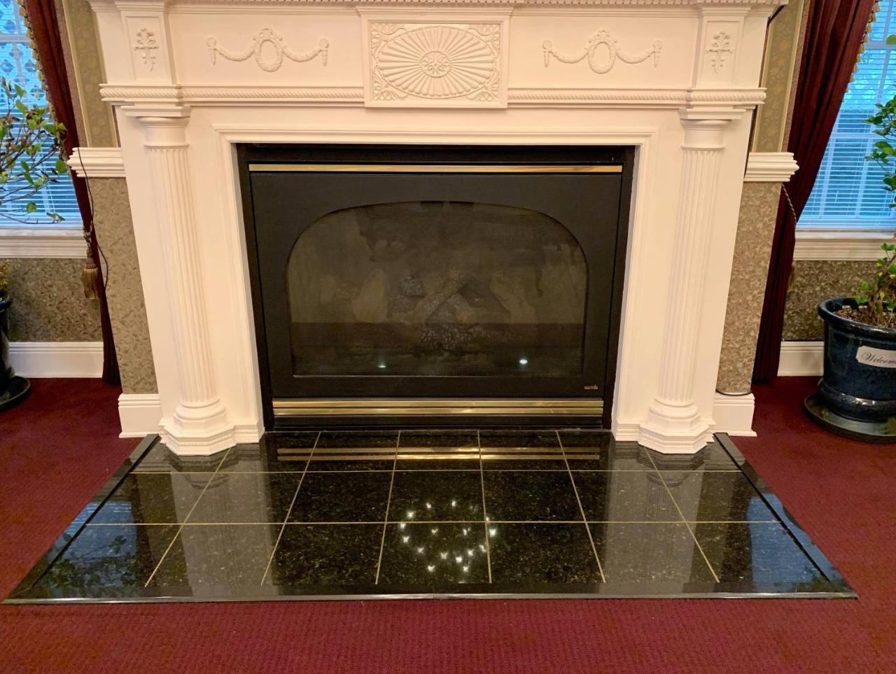 مبيت وإفطار Morgantown The Lake Manor المظهر الخارجي الصورة