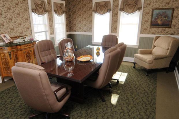 مبيت وإفطار Morgantown The Lake Manor المظهر الخارجي الصورة