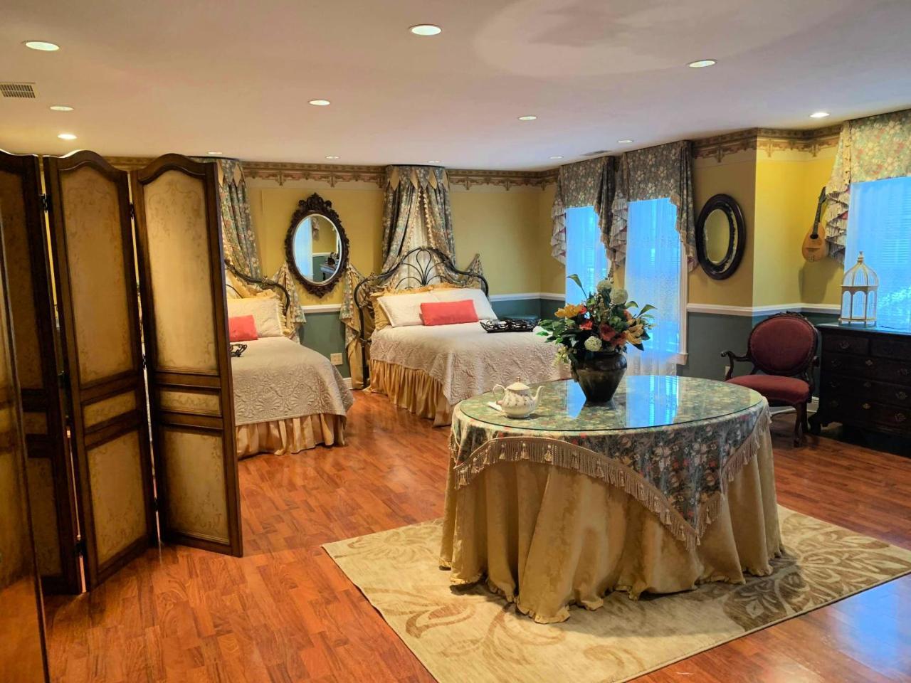 مبيت وإفطار Morgantown The Lake Manor المظهر الخارجي الصورة