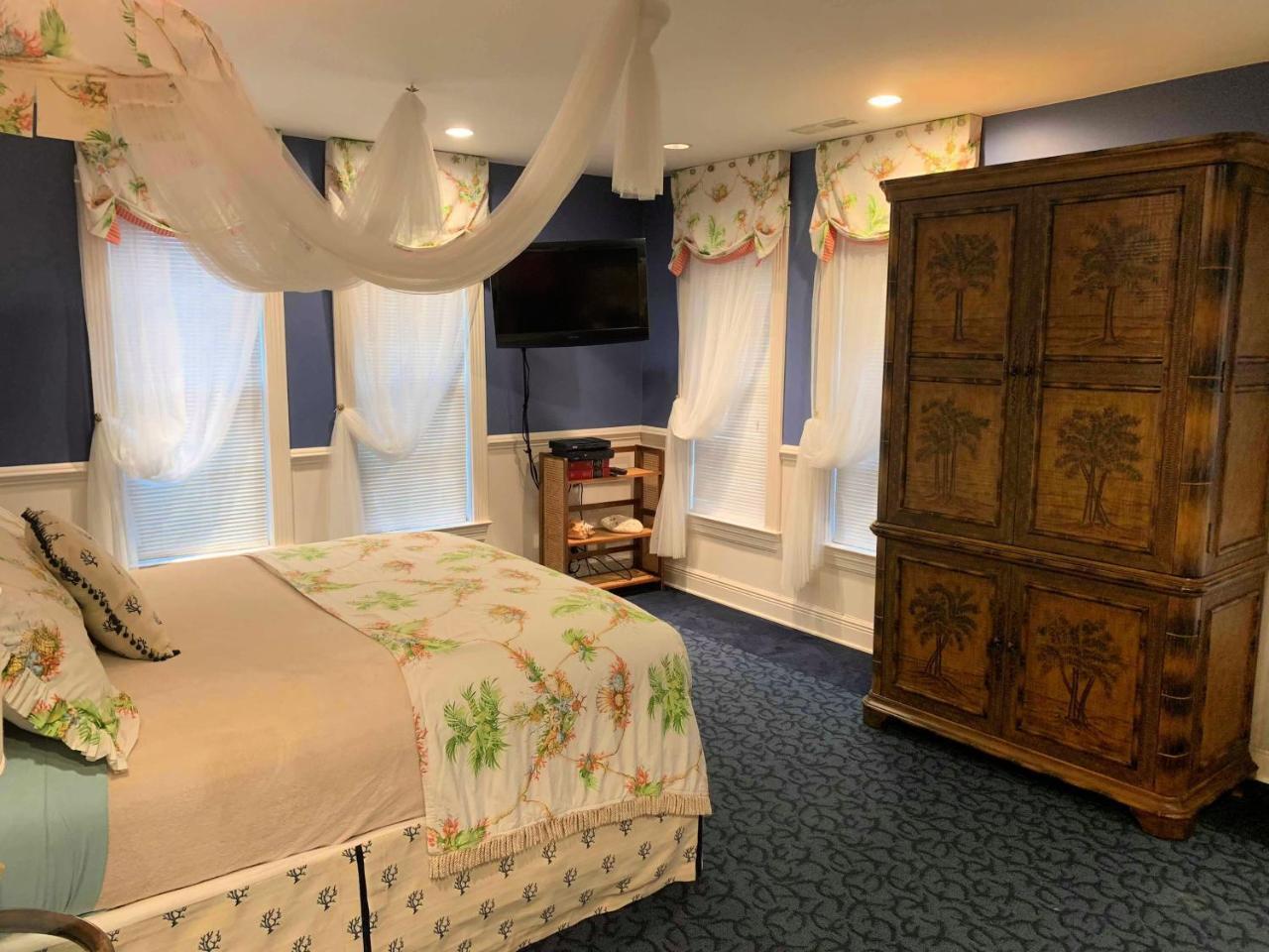 مبيت وإفطار Morgantown The Lake Manor المظهر الخارجي الصورة